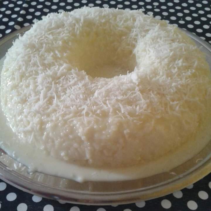 Bolo de tapioca cremoso